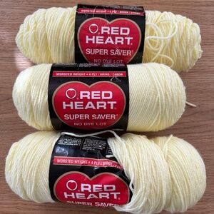 3 Skiens New Red heart Super Saver No Dye 8 oz Pale Yellow  Yarn